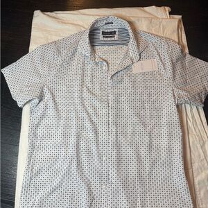 Cactus Navy and White Patterned Button Down Shirt size XL unique pattern no iron